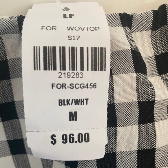 LF Checkered Off the Shoulder Ruffle Crop Top - Picture 2 of 3